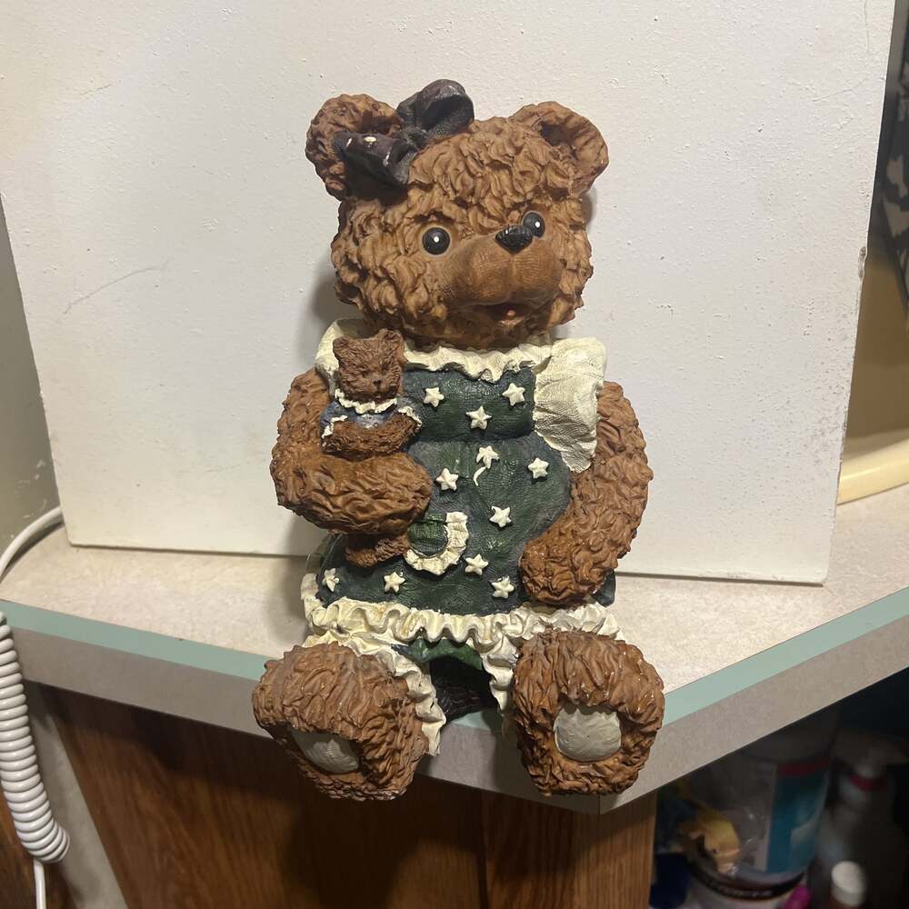 Vintage Mama Bear & baby brown resin coin piggy bank- adorable 9" tall EUC